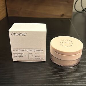 Onomie AHA! Perfecting setting powder